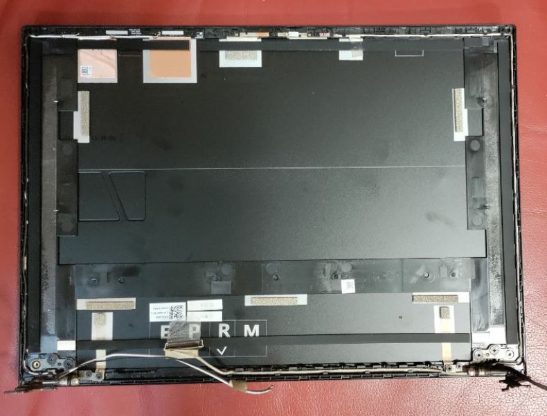 кришка екрану Asus M7600