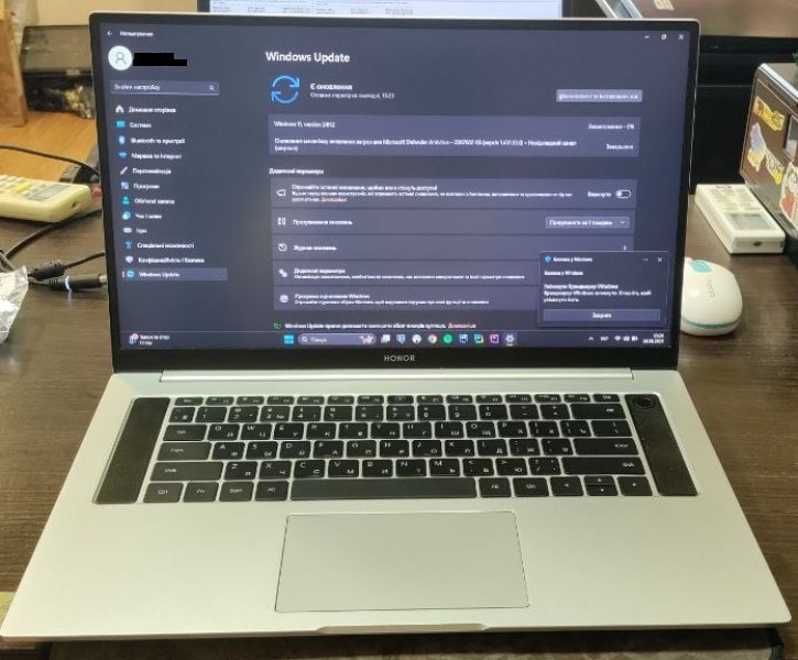 Honor MagicBook pro 16