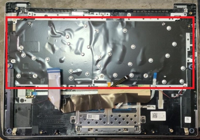 ізоляційна плівка у топкейсі Lenovo S540-14