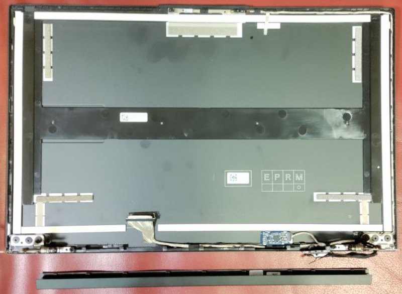 кришка матриці Asus VivoBokk S15